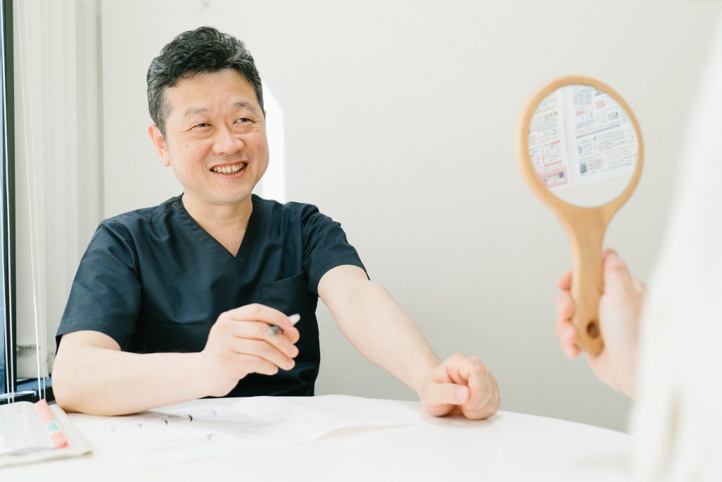 院長カウンセリングシミ取り